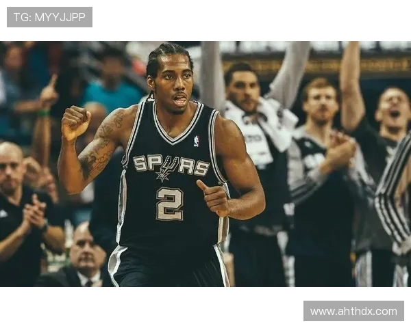 马刺双星闪耀！哈珀豪言剑指最佳新秀 首训对话 GDP 传承冠军基因