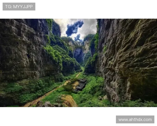 鍝堢櫥缁害閲婃斁鍗冧竾绌洪棿锛屽揩鑸圭瀯鍑嗕繚缃楅噸杩旀礇鏉夌煻 鍝堢櫥缁害閲婃斁鍗冧竾绌洪棿锛屽揩鑸圭瀯鍑嗕繚缃楅噸杩旀礇鏉夌煻